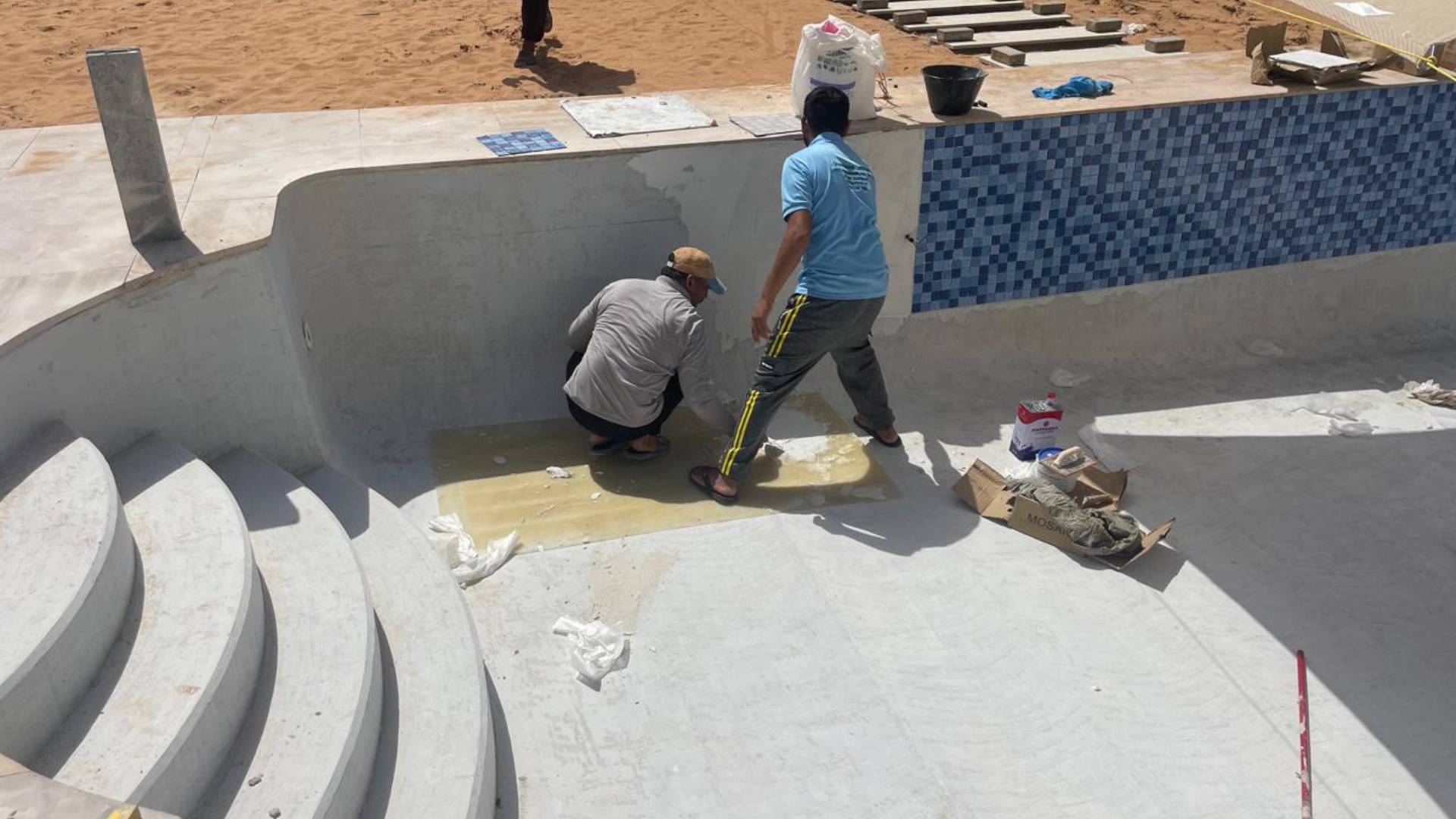 swiming-Construstion